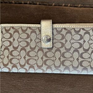 Coach Beige and Cream Signature Gold Metallic Interior Wallet GUC